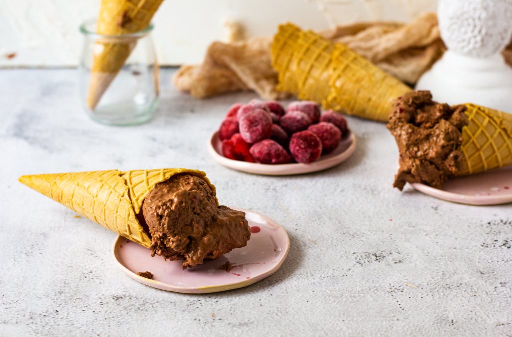 Lody czekoladowo – wiśniowe z kaszą jaglaną