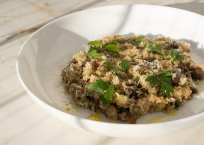 Kaszotto z grzybami, winem i parmezanem